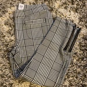 Gap Girls Pull-on Pants small 6-7